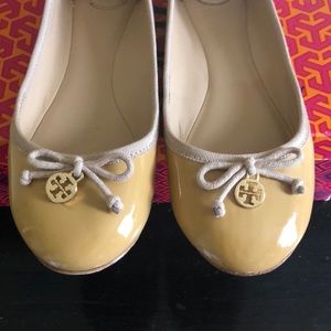 TORY BURCH ballet flats